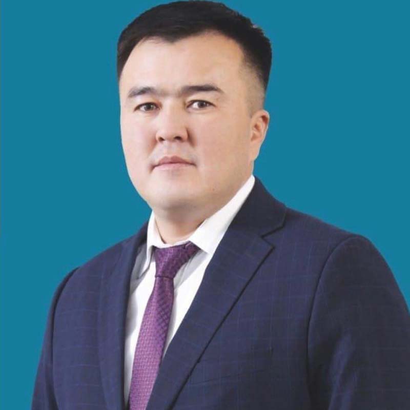 Photograph of Chyngyz Kaparov